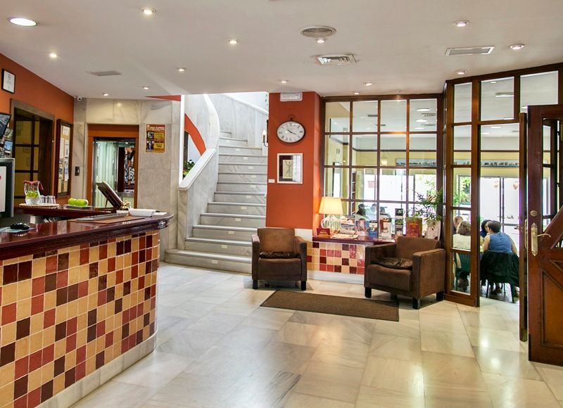 Hotel Photo 8