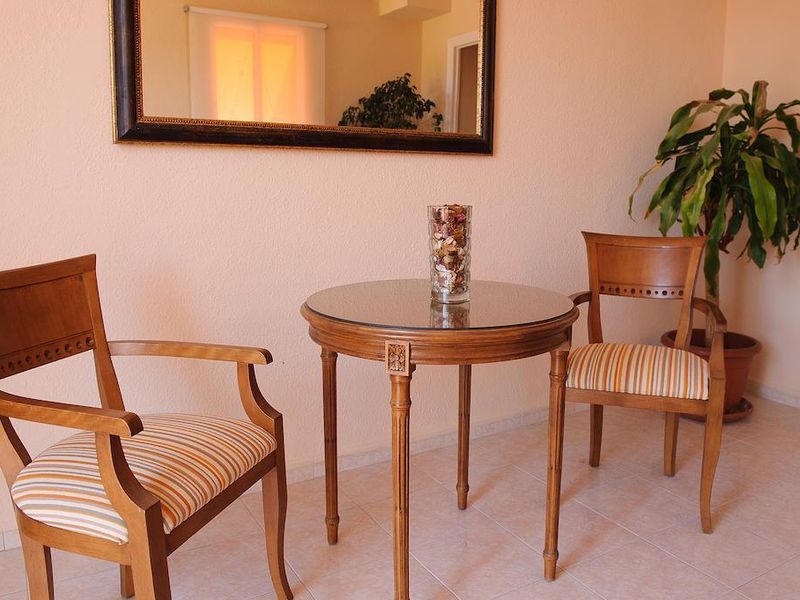 Hotel Photo 9