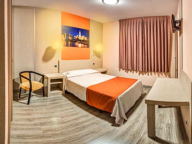Hotel Photo 5