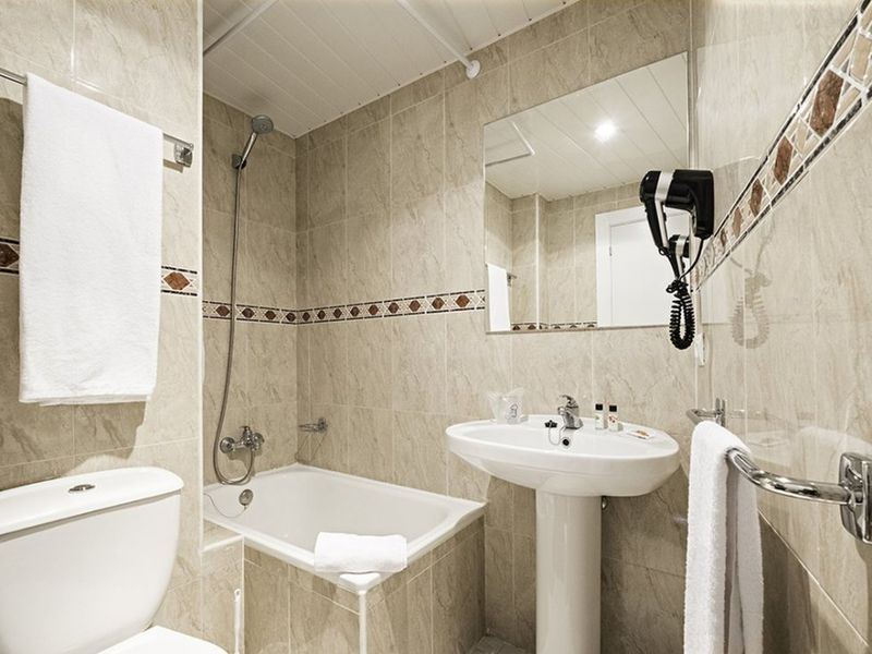 Hotel Photo 8