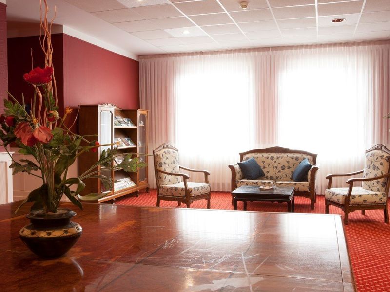 Hotel Photo 8
