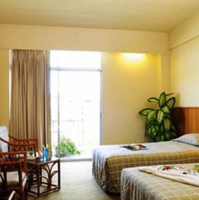 NearBy Hotel