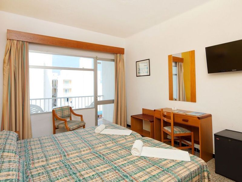 Hotel Photo 3