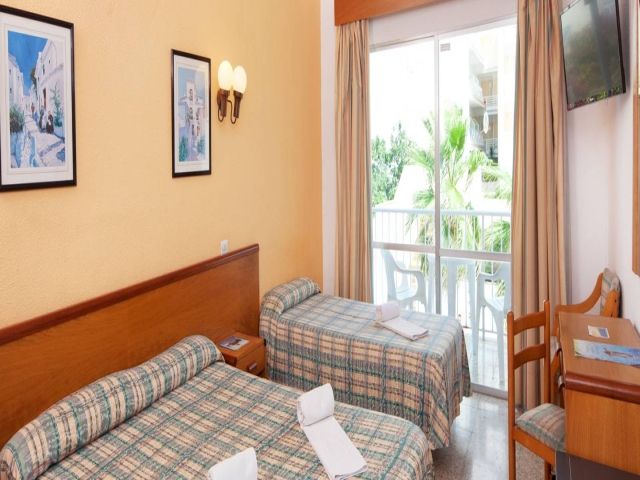 Hotel Photo 4