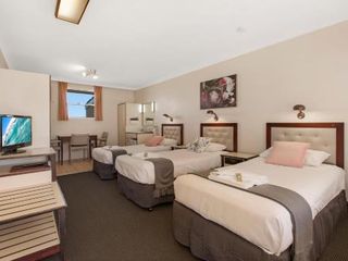 Фото отеля Econo Lodge Savannah Park Tamworth