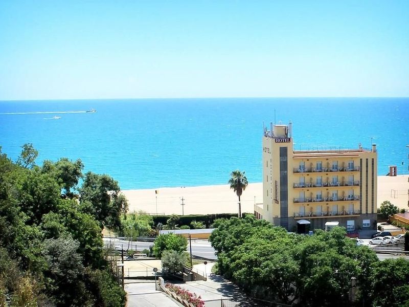 Hotel Photo 1
