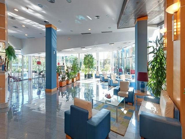 Hotel Photo 9