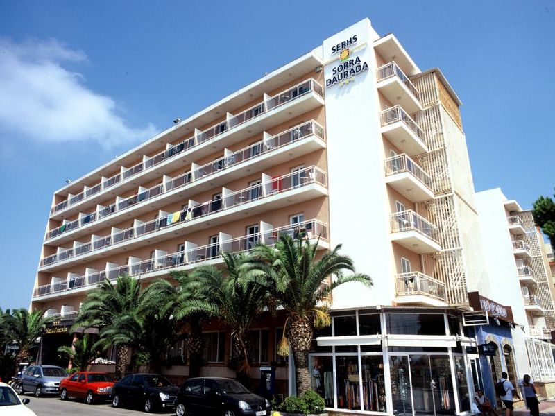 Hotel Photo 1