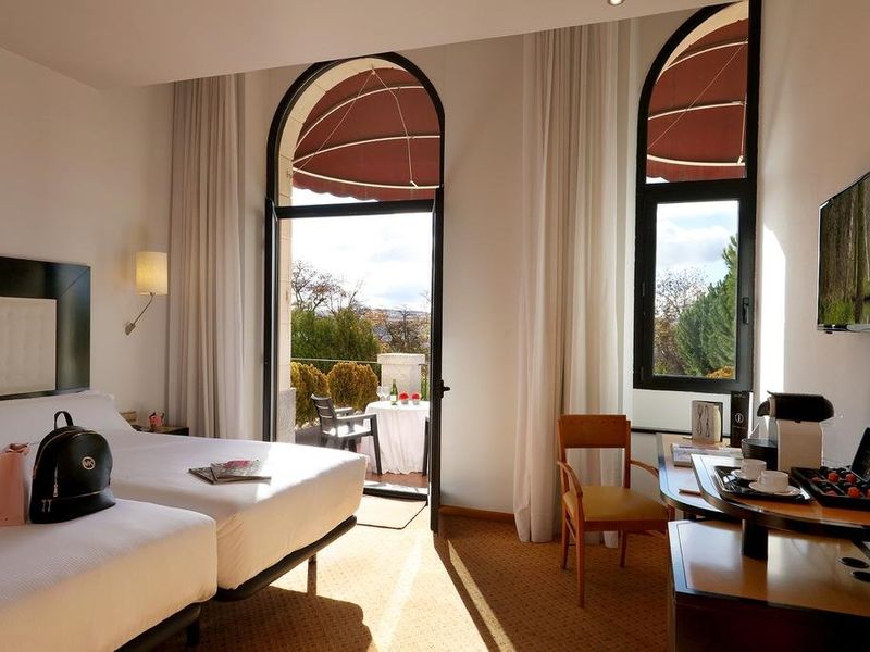 Hotel Photo 12