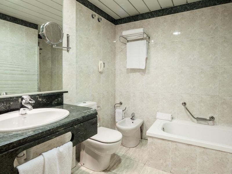 Hotel Photo 9