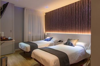 Hotel Photo 9