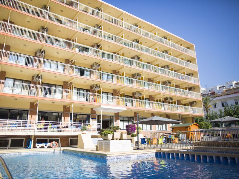 Hotel Photo 1