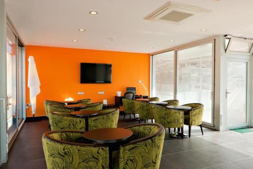 Hotel Photo 12