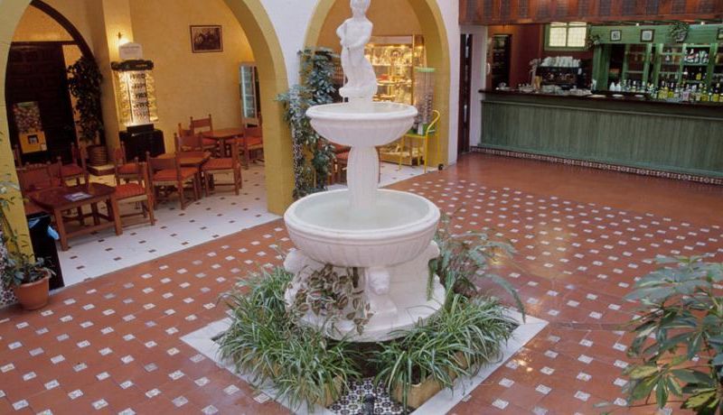 Hotel Photo 8
