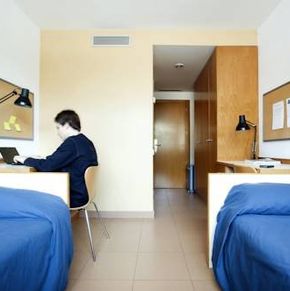 NearBy Hotel