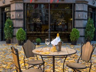 Аглая Кортъярд Отель