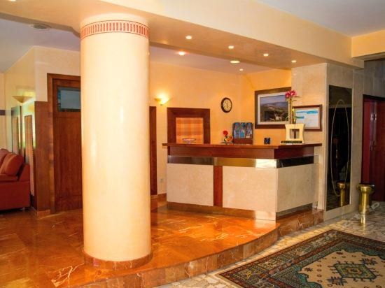 Hotel Photo 11