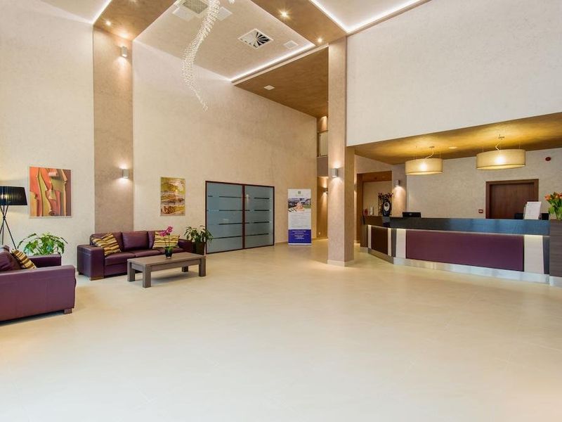 Hotel Photo 11