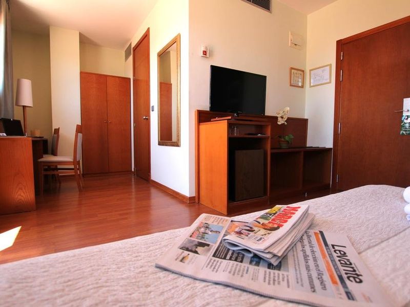 Hotel Photo 6