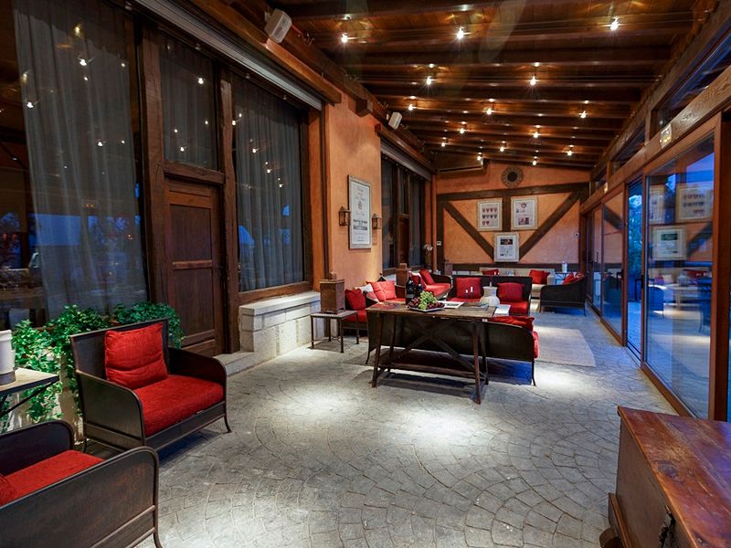Hotel Photo 9