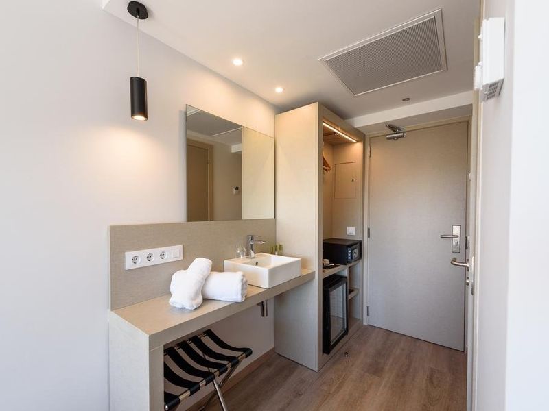 Hotel Photo 11