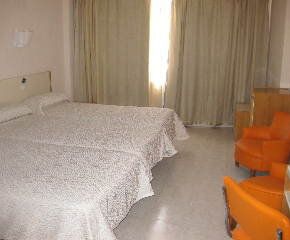 NearBy Hotel