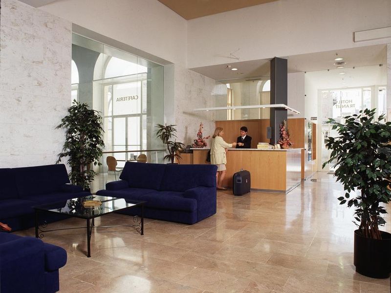 Hotel Photo 8