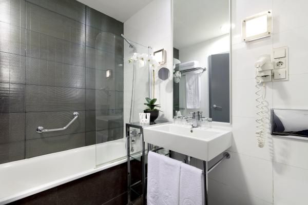 Hotel Photo 9