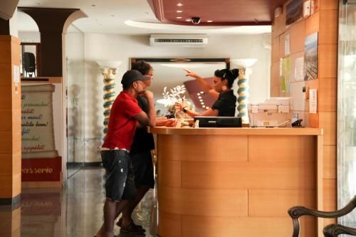 Hotel Photo 10
