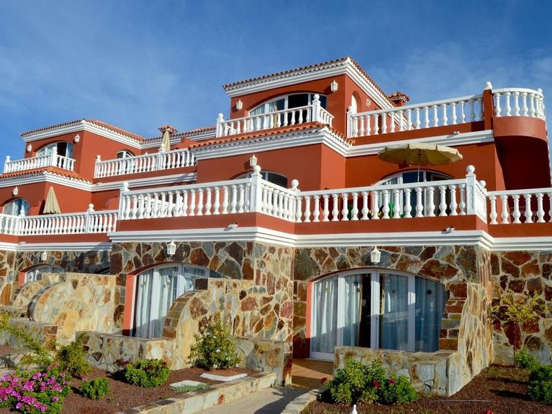 Hotel Photo 1
