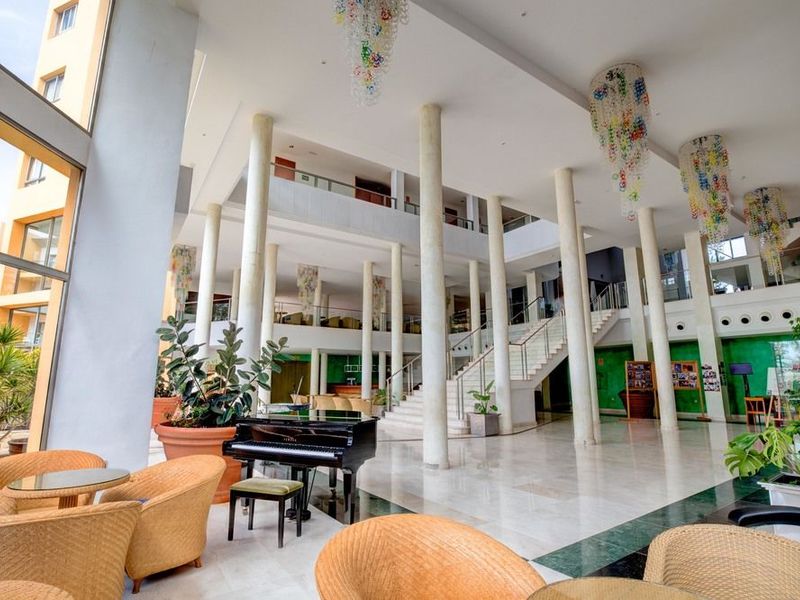 Hotel Photo 5