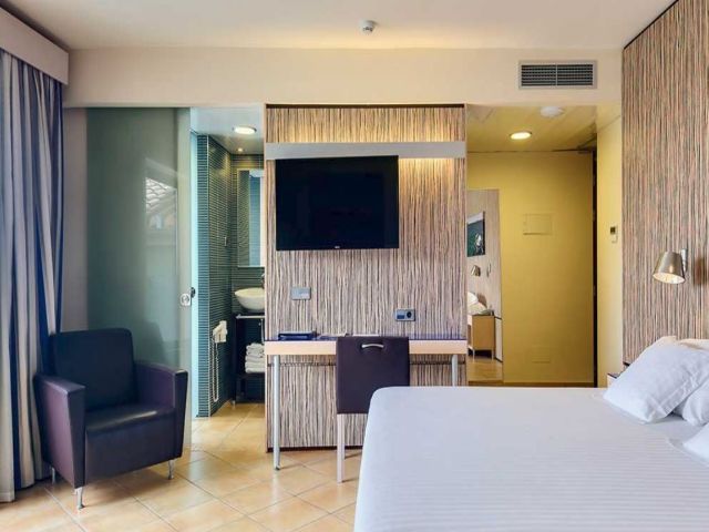 Hotel Photo 5
