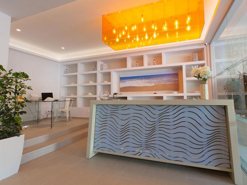 Hotel Photo 12