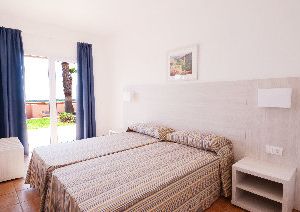 Apartamentos Mar Blau Son Bou Spain