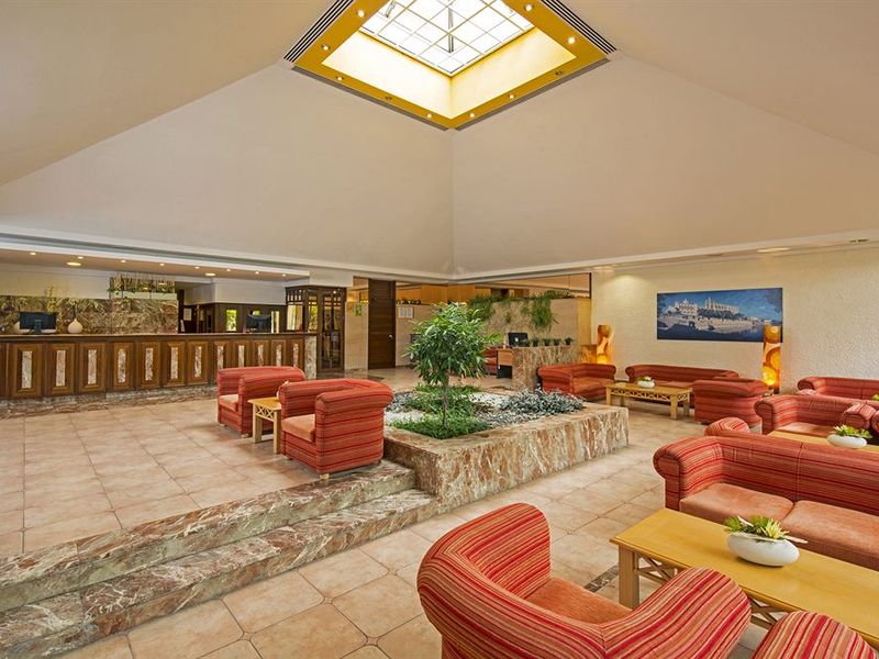Hotel Photo 8