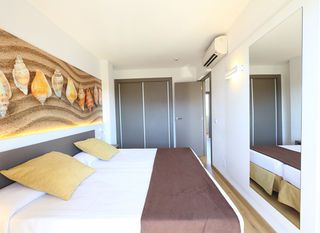 Apartamentos Jade