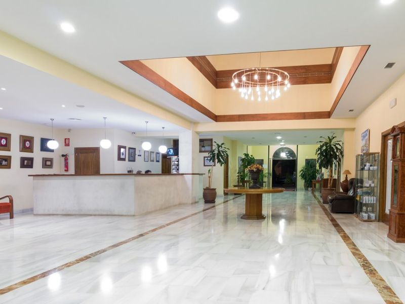 Hotel Photo 12