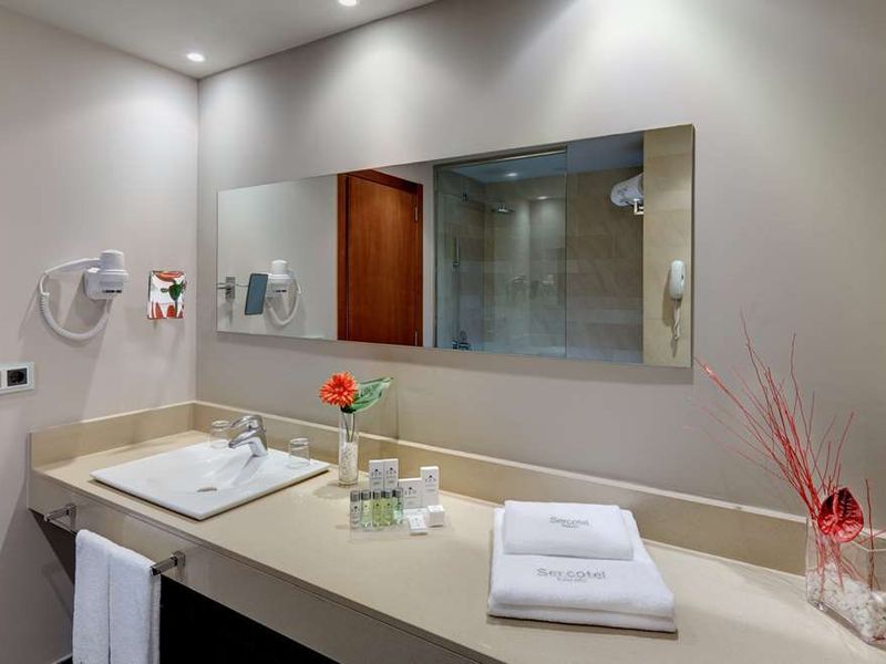 Hotel Photo 8