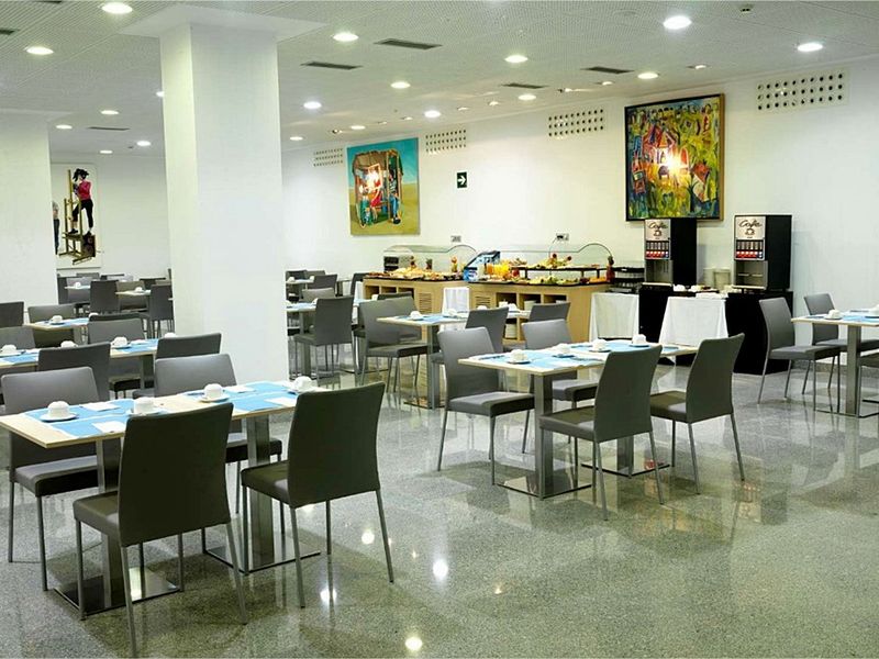 Hotel Photo 12