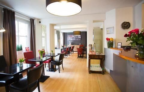Hotel Photo 12