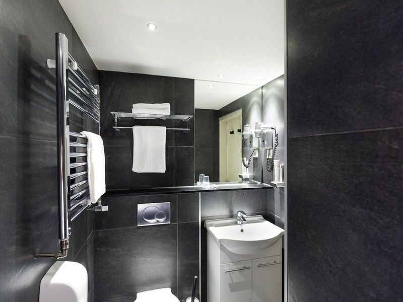Hotel Photo 8