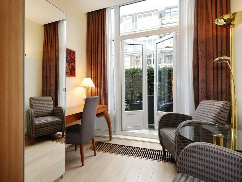Hotel Photo 10