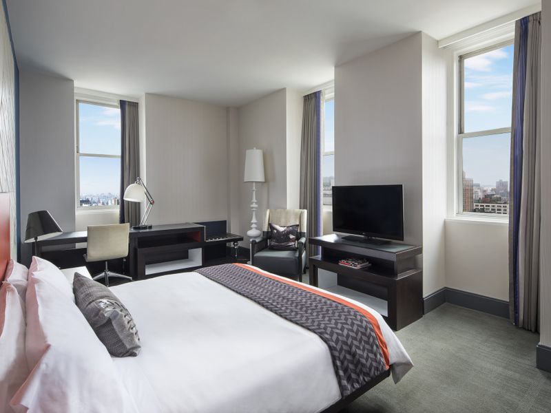 Hotel Photo 9