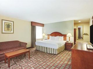 La Quinta Inn by Wyndham Queens (New York City)