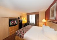 Отзывы Red Roof Inn Queens, 3 звезды