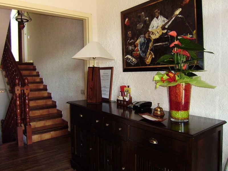 Hotel Photo 9