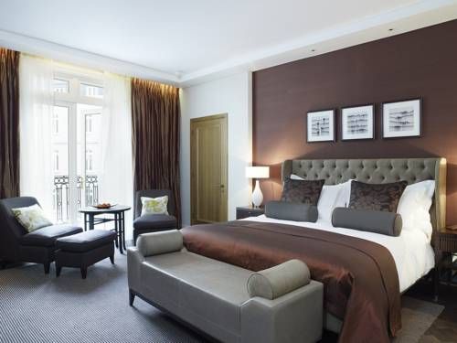 Corinthia London