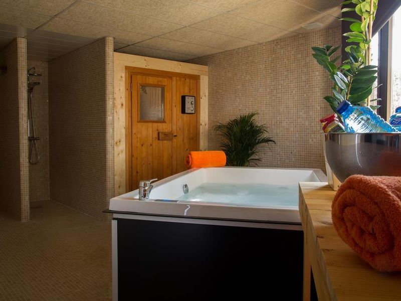 Hotel Photo 11