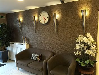 Hotel Photo 9