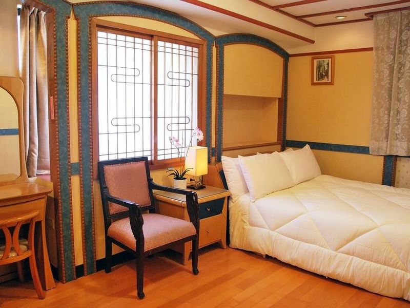 Hotel Photo 6